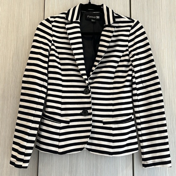 Forever 21 Striped Blazer | Black & White | Fitted‎ Jersey Knit | Size S - Picture 9 of 12